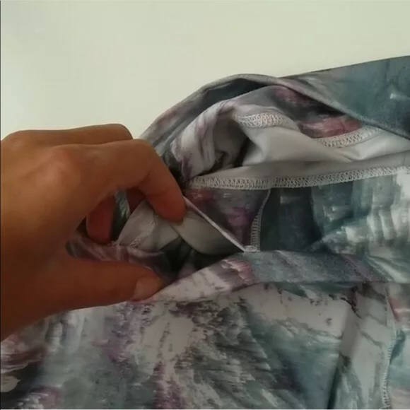 Fabletics Powerhold Crop Leggings - Picture 7 of 7